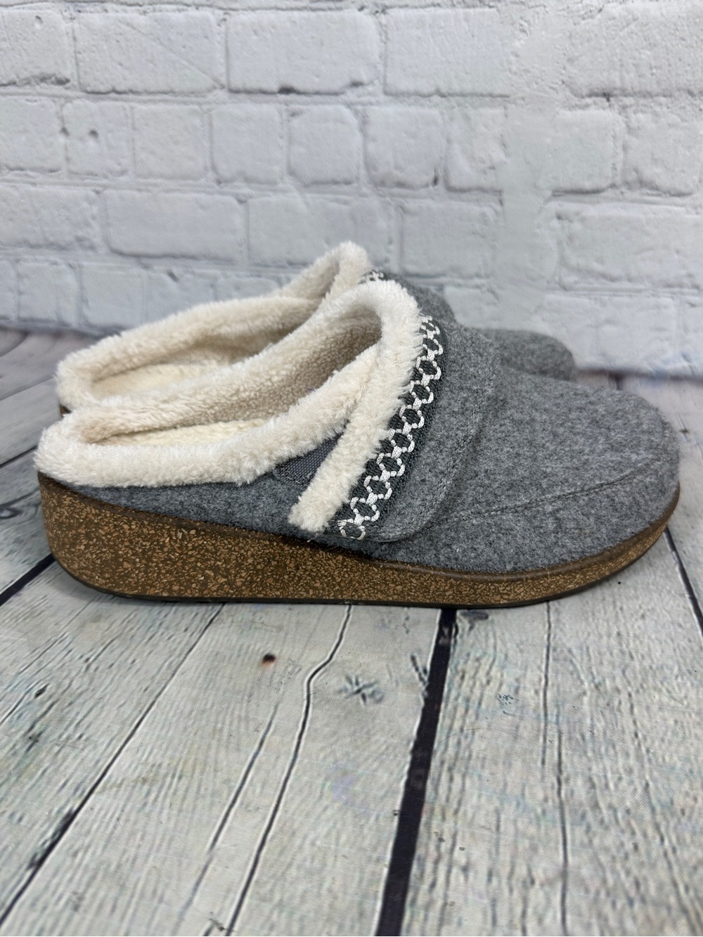 Orthofeet Clara Women's Mule Slippers size 8 wide